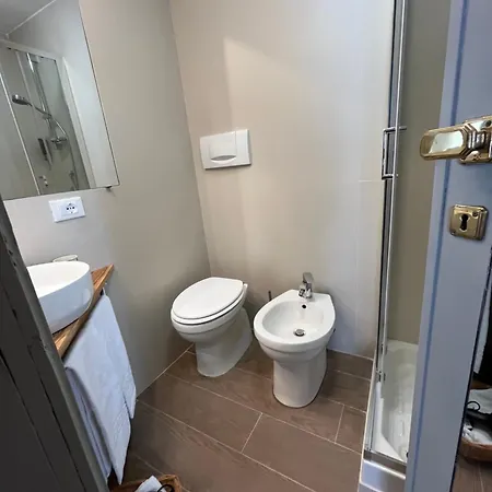 Trasteveremoroni Gem